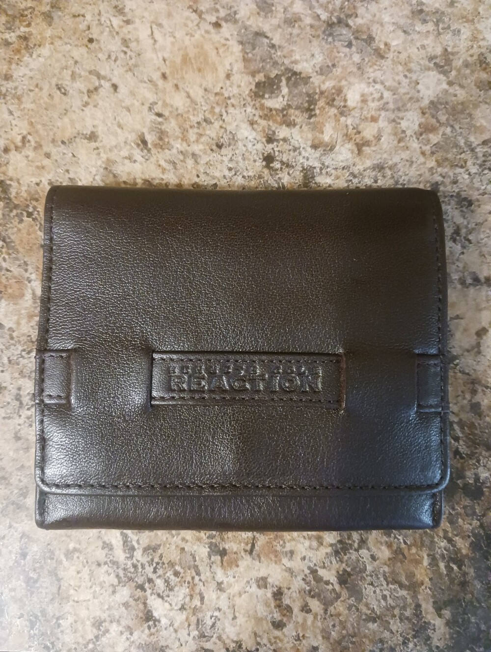 Kenneth Cole Reaction Dark Brown Bi-Fold Genuine Leather Wallet